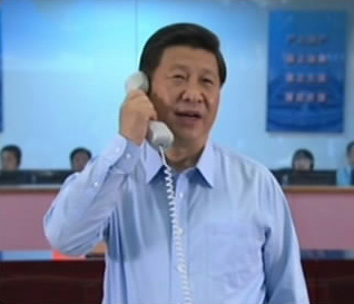 Live: Xi talks with Shenzhou 10 crew
